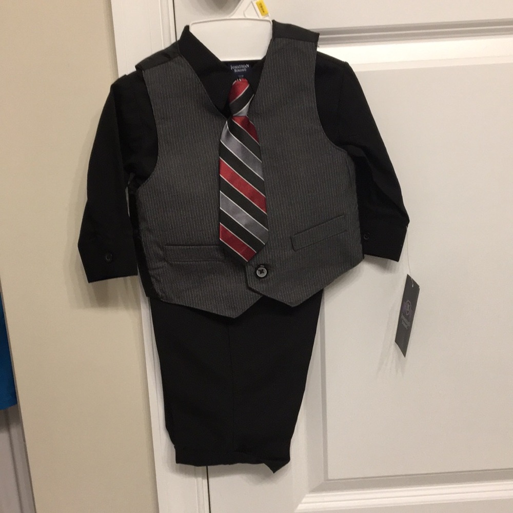 Jonathan Strong 4 piece suit